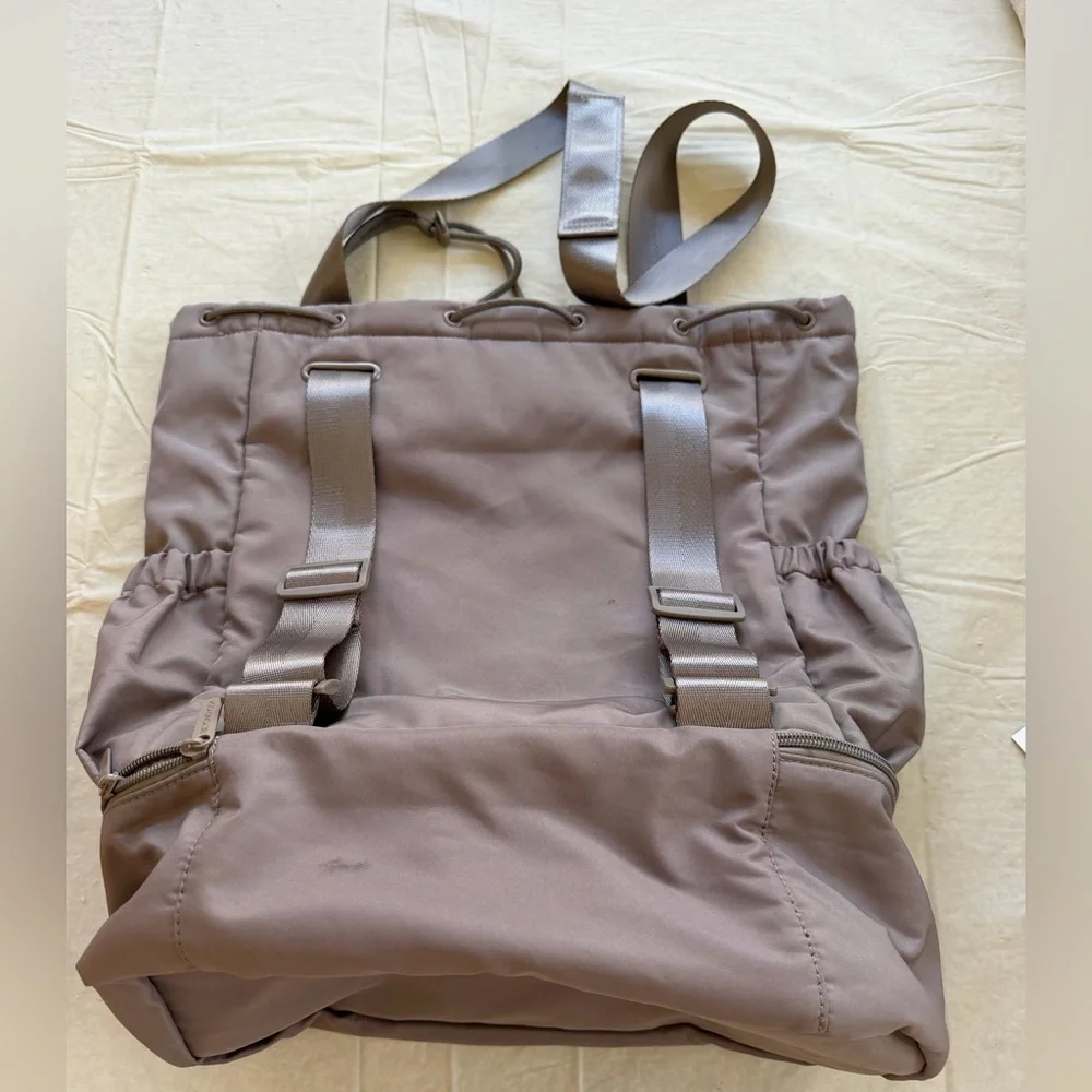 Beyond Yoga Gray TaupeBackpack